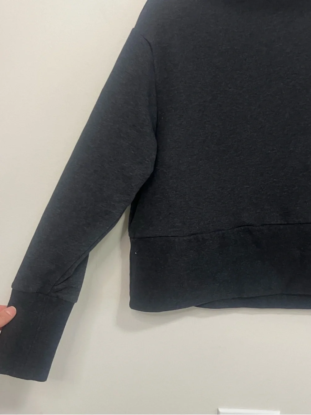 Nike Black Cropped Funnel Neck Hoodie Mock Neck Lounge Athleisure Workout Gym